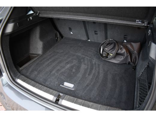 BMW X1 xDrive25e M-Sport Shadowline El-Klep 18inch Stoelverw ActivLease financial lease