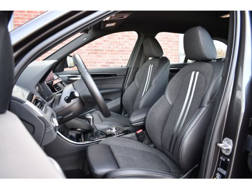 BMW X1 xDrive25e M-Sport Shadowline El-Klep 18inch Stoelverw ActivLease financial lease