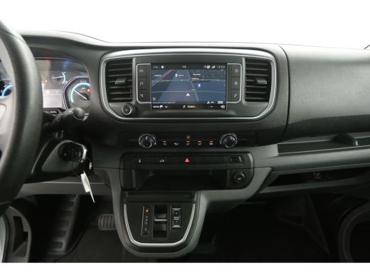 Citroën &euml;-Jumpy 75 kWh L3H1 | Snelladen | SOH 91% | Airco | Cruise | Camera | Carplay | Trekhaak ActivLease financial lease