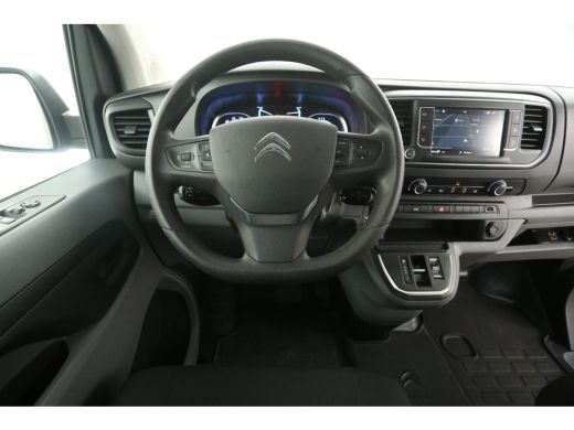 Citroën &euml;-Jumpy 75 kWh L3H1 | Snelladen | SOH 91% | Airco | Cruise | Camera | Carplay | Trekhaak ActivLease financial lease