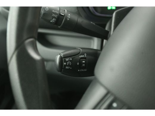 Citroën &euml;-Jumpy 75 kWh L3H1 | Snelladen | SOH 91% | Airco | Cruise | Camera | Carplay | Trekhaak ActivLease financial lease