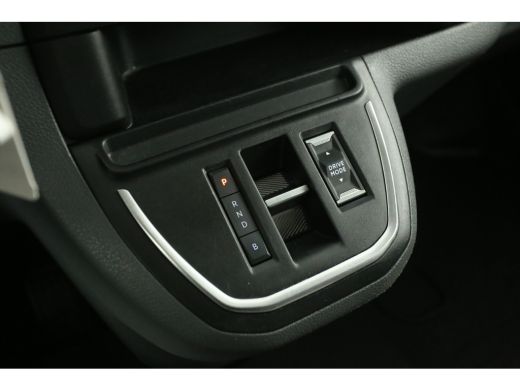 Citroën &euml;-Jumpy 75 kWh L3H1 | Snelladen | SOH 91% | Airco | Cruise | Camera | Carplay | Trekhaak ActivLease financial lease