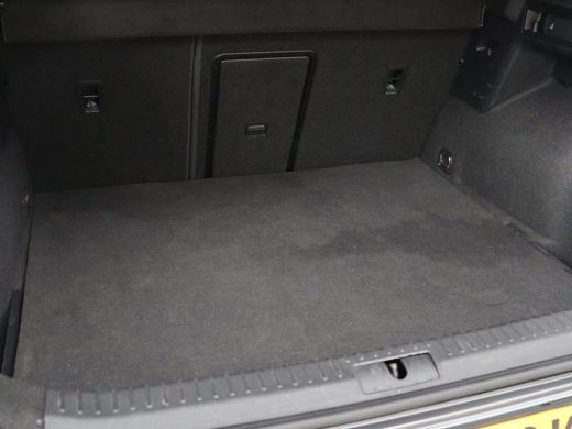 CUPRA Formentor 1.4 eHybrid VZ | 245pk | Leder | Stoelverwarming | 360 Camera | Carplay | Sfeerverlichting | Navi... ActivLease financial lease