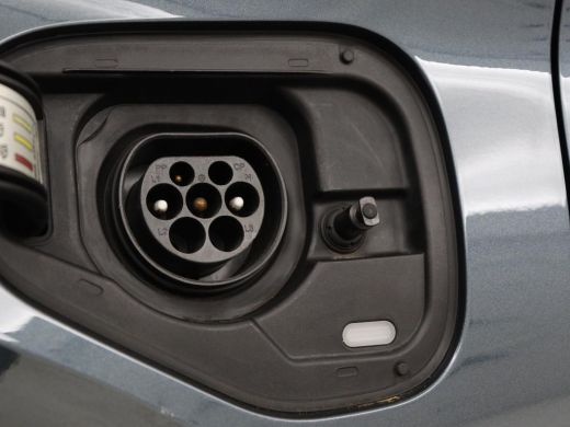 CUPRA Formentor 1.4 eHybrid VZ | 245pk | Leder | Stoelverwarming | 360 Camera | Carplay | Sfeerverlichting | Navi... ActivLease financial lease