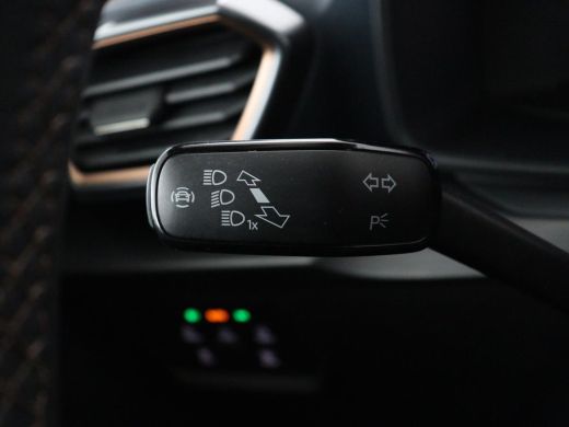 CUPRA Formentor 1.4 eHybrid VZ | 245pk | Leder | Stoelverwarming | 360 Camera | Carplay | Sfeerverlichting | Navi... ActivLease financial lease