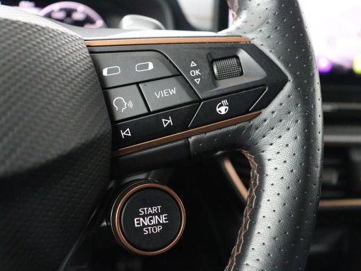 CUPRA Formentor 1.4 eHybrid VZ | 245pk | Leder | Stoelverwarming | 360 Camera | Carplay | Sfeerverlichting | Navi... ActivLease financial lease