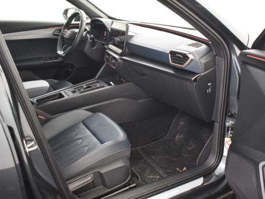 CUPRA Formentor VZ e-Hybrid | Dodehoekdetectie | Lederen bekleding | Park assist | Camera achter | Stuur&Stoelver... ActivLease financial lease