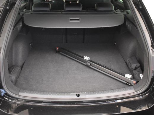 CUPRA Leon Sportstourer 1.5 e-Hybrid VZ 272PK DSG/AUTO | Trekhaak | Sennheiser audio | Dodehoekdetectie | Camera achter |... ActivLease financial lease