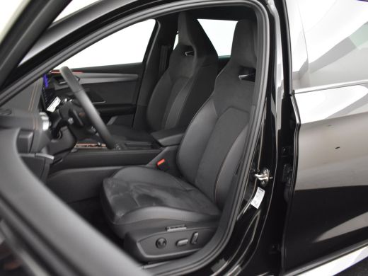 CUPRA Leon Sportstourer 1.5 e-Hybrid VZ 272PK DSG/AUTO | Trekhaak | Sennheiser audio | Dodehoekdetectie | Camera achter |... ActivLease financial lease