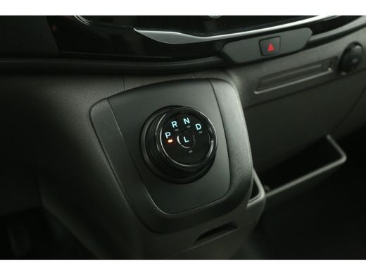 Ford E-Transit 350 L2H2 68 kWh | Snelladen | SOH 97% | Clima | Camera | Cruise | Carplay | Navi | Parkeersens. ActivLease financial lease