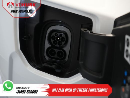 Ford E-Transit Custom Trend 65 kWh 330 km WLTP Garantie t/m 2029/ LED/ Standkachel/ Snellader/ 2.3t Trekverm./ Stuurver... ActivLease financial lease