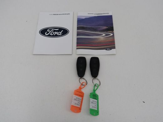 Ford Focus 1.0 EcoBoost ST Line X | Carplay | Camera | Keyless | Full LED | Navigatie | Climate control | Sp... ActivLease financial lease