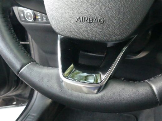 Ford Kuga 2.5 PHEV 225pk Cool & Connect | Winter Pack | Navi | PDC v+a | 17" LMV | ActivLease financial lease