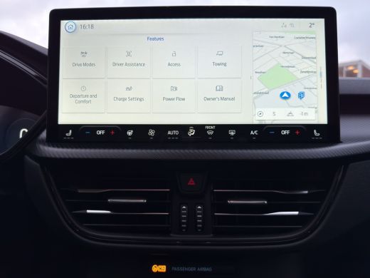 Ford Kuga Plug-In Hybrid ST-Line X 243pk | Black Pack | Panorama Dak | Adaptief Matrix Led | Wegkl. Trekhaak ActivLease financial lease