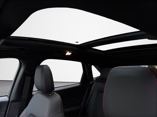 Ford Kuga Plug-In Hybrid ST-Line X 243pk | Black Pack | Panorama Dak | Adaptief Matrix Led | Wegkl. Trekhaak ActivLease financial lease