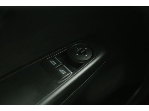 Ford Transit Courier 1.5 TDCI Sport 100PK 6-bak | 2xSchuifdeur | Airco | Camera | Carplay | Striping | Stoelverw. ActivLease financial lease