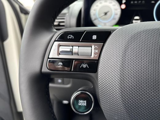 Hyundai Inster Evolve Sky 49 kWh | Winter Pack | Apple Carplay/Android Auto | 360 graden camera | Batterijverwar... ActivLease financial lease