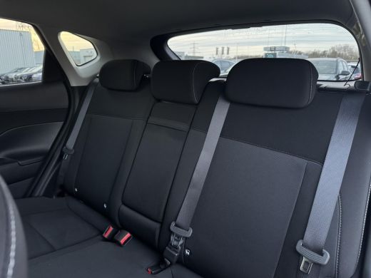 Hyundai Kona 1.6 GDI HEV Comfort | Uit voorraad leverbaar! | 18" lichtmetalen velgen | Adaptieve cruise contro... ActivLease financial lease