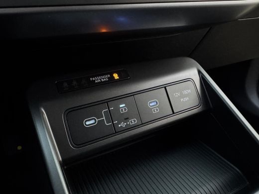 Hyundai Kona 1.6 GDI HEV Comfort | Uit voorraad leverbaar! | 18" lichtmetalen velgen | Adaptieve cruise contro... ActivLease financial lease