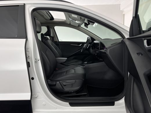 Kia Niro 1.6 GDi Hybrid Dynamic Plus Line (INCL-BTW) Aut. *PANO | HEAD-UP | LEATHER | DIGI-COCKPIT | NAVI-... ActivLease financial lease