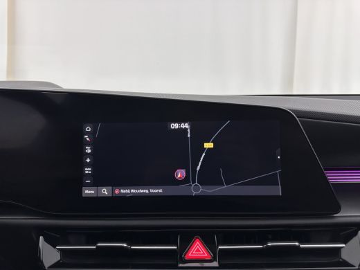 Kia Niro 1.6 GDi Hybrid Dynamic Plus Line (INCL-BTW) Aut. *PANO | HEAD-UP | LEATHER | DIGI-COCKPIT | NAVI-... ActivLease financial lease