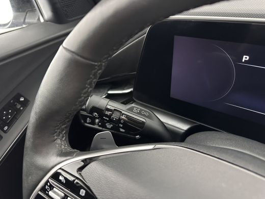 Kia Niro 1.6 GDi Hybrid Dynamic Plus Line (INCL-BTW) Aut. *PANO | HEAD-UP | LEATHER | DIGI-COCKPIT | NAVI-... ActivLease financial lease