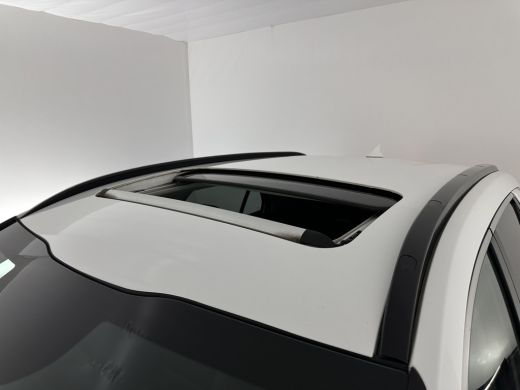 Kia Niro 1.6 GDi Hybrid Dynamic Plus Line (INCL-BTW) Aut. *PANO | HEAD-UP | LEATHER | DIGI-COCKPIT | NAVI-... ActivLease financial lease