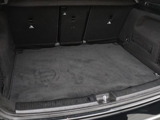 Mercedes-Benz B-Klasse 250e Urban | Leder | Stoelverwarming | Sfeerverlichting | Camera | Park Assist | Navigatie | Full... ActivLease financial lease