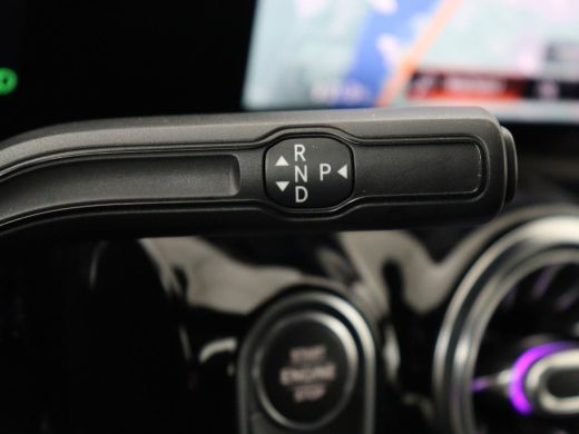 Mercedes-Benz B-Klasse 250e Urban | Leder | Stoelverwarming | Sfeerverlichting | Camera | Park Assist | Navigatie | Full... ActivLease financial lease