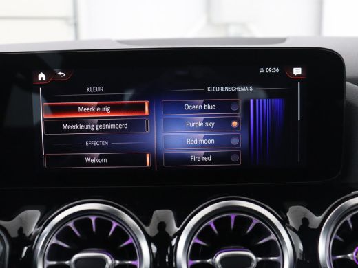 Mercedes-Benz B-Klasse 250e Urban | Leder | Stoelverwarming | Sfeerverlichting | Camera | Park Assist | Navigatie | Full... ActivLease financial lease