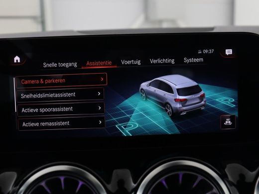 Mercedes-Benz B-Klasse 250e Urban | Leder | Stoelverwarming | Sfeerverlichting | Camera | Park Assist | Navigatie | Full... ActivLease financial lease