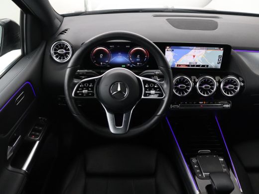 Mercedes-Benz B-Klasse 250e Urban | Leder | Stoelverwarming | Sfeerverlichting | Camera | Park Assist | Navigatie | Full... ActivLease financial lease