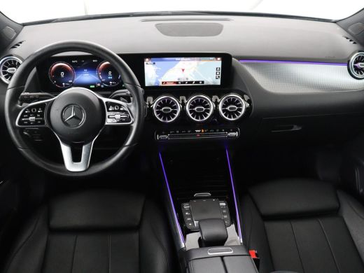 Mercedes-Benz B-Klasse 250e Urban | Leder | Stoelverwarming | Sfeerverlichting | Camera | Park Assist | Navigatie | Full... ActivLease financial lease