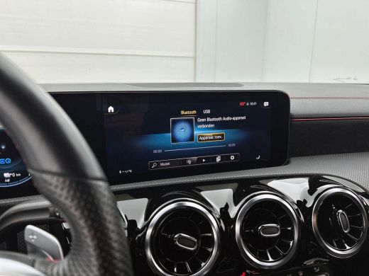 Mercedes-Benz CLA Shooting Brake 250 e AMG Line WIDE-SCREEN | CAMERA | STOELVERWARMING ActivLease financial lease