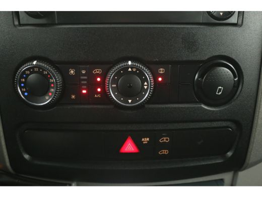 Mercedes-Benz Sprinter 414 2.2 CDI 143PK L2H2 | Automaat | Airco | Camera | Trekhaak | 3 Zits | Navigatie ActivLease financial lease