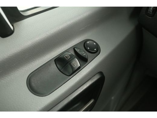 Mercedes-Benz Sprinter 414 2.2 CDI 143PK L2H2 | Automaat | Airco | Camera | Trekhaak | 3 Zits | Navigatie ActivLease financial lease