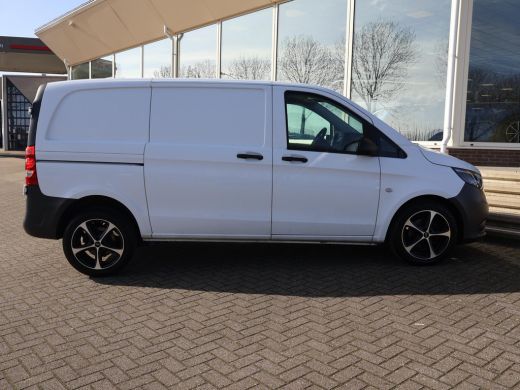Mercedes-Benz Vito 111 CDI L1H1 + 18 INCH LMV | AIRCO | 3 ZITS | EURO 6 EMISSIE | PARKEERSENSOREN ActivLease financial lease