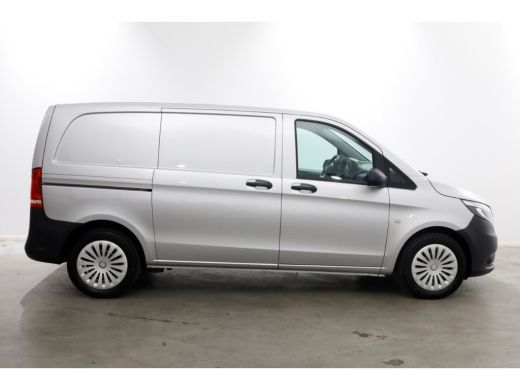 Mercedes-Benz Vito 114 CDI 136pk Compact 9G Automaat 2x Schuifdeur/LED/Camera/Inrichting 11-2022 ActivLease financial lease