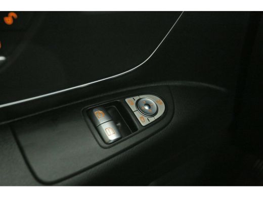 Mercedes-Benz Vito 116 CDI Extra Lang | Dubbele Cabine | Aut. | Clima | Cruise | Camera | Carplay | Stoelverw. | Par... ActivLease financial lease