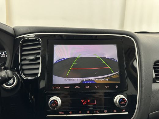 Mitsubishi Outlander 2.4 PHEV Pure (Plug-In) (INCL-BTW)  Aut *FULL-LED | KEYLESS | CAMERA | HEATED-COMFORTSEATS | ECC ... ActivLease financial lease