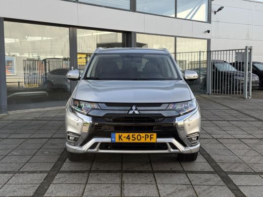 Mitsubishi Outlander Aut. 2.4 PHEV Intense | Apple Carplay | Camera | Stoel Verwarming | ActivLease financial lease