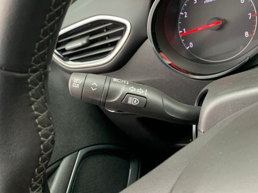 Opel Crossland 1.2 Turbo Elegance Airco | AGR-Stoel | Camera | Cruise Control | DAB | LMV 16" | Trekhaak Afneemb... ActivLease financial lease