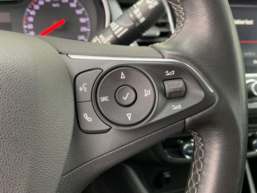 Opel Crossland 1.2 Turbo Elegance Airco | AGR-Stoel | Camera | Cruise Control | DAB | LMV 16" | Trekhaak Afneemb... ActivLease financial lease