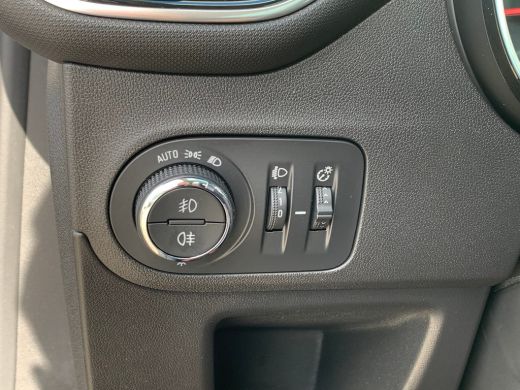 Opel Crossland 1.2 Turbo Elegance Airco | Camera | Cruise Control | DAB | LMV 16" | Pano | PDC V&A | Trekhaak! | ActivLease financial lease