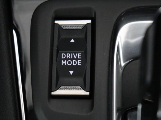 Opel Grandland X 1.6 Turbo Hybrid Elegance | Stoelventilatie | Leder | Trekhaak | 360 Camera | Carplay | Stoelverw... ActivLease financial lease