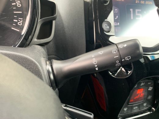 Peugeot 108 1.0 e-VTi Allure | AppleCarplay/ Android Auto | Camera | Climate Control | DAB | LMV 15" | Leuke ... ActivLease financial lease