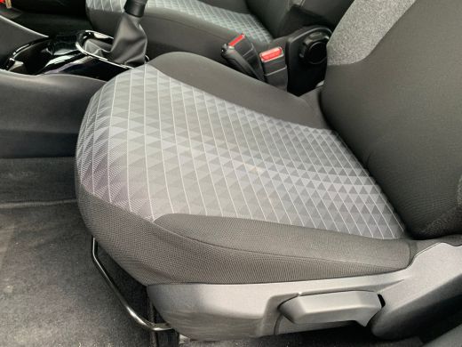 Peugeot 108 1.0 e-VTi Allure | AppleCarplay/ Android Auto | Camera | Climate Control | DAB | LMV 15" | Leuke ... ActivLease financial lease