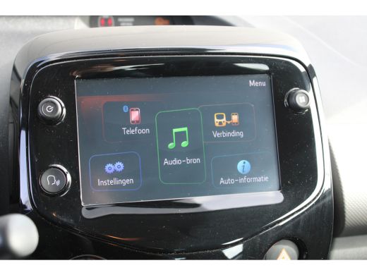 Peugeot 108 1.0 e-VTi Allure | Navi by app | Climate control | Camera | Apple carplay | Mistlampen | 38.000km | ActivLease financial lease