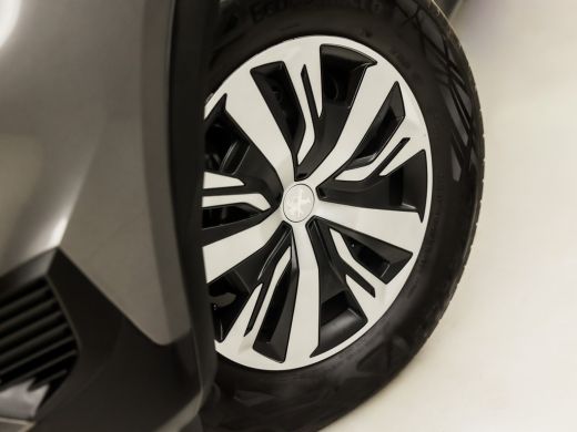 Peugeot 2008 1.2 PureTech Sport (APPLE CARPLAY, GROOT NAVI, CRUISE, PARKEERSENSOREN, SPORTSTOELEN, LANE ASSIST... ActivLease financial lease