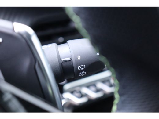 Peugeot 208 1.2 HYBRID 100PK GT PACK AUTOMAAT / NAVI / LEDER / CLIMA / PDC / 17" LMV / CAMERA / KEYLESS / ADA... ActivLease financial lease